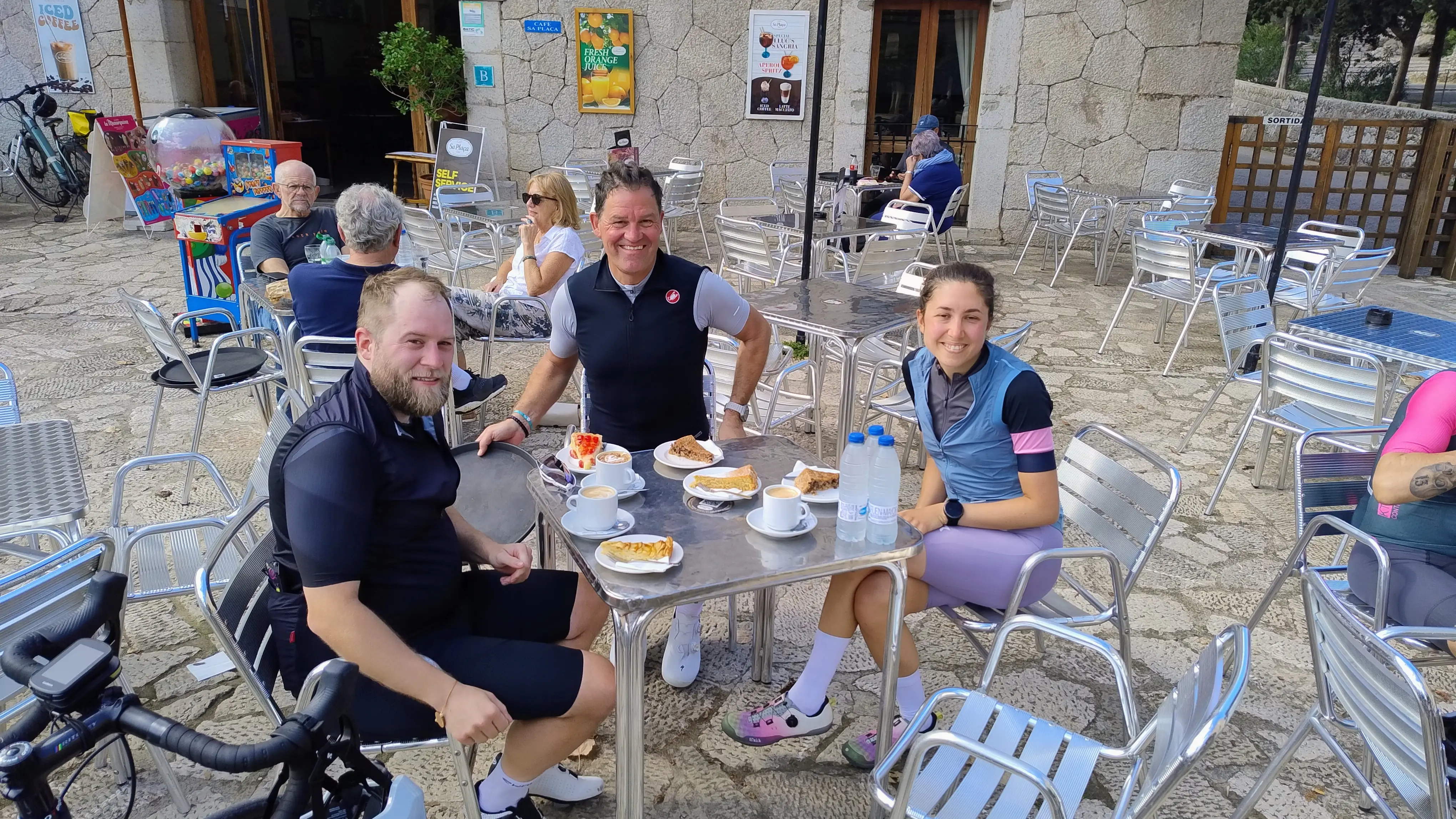 Auf einen Kaffee nach Kloster Lluc : Foto 2 von 7 der Tour