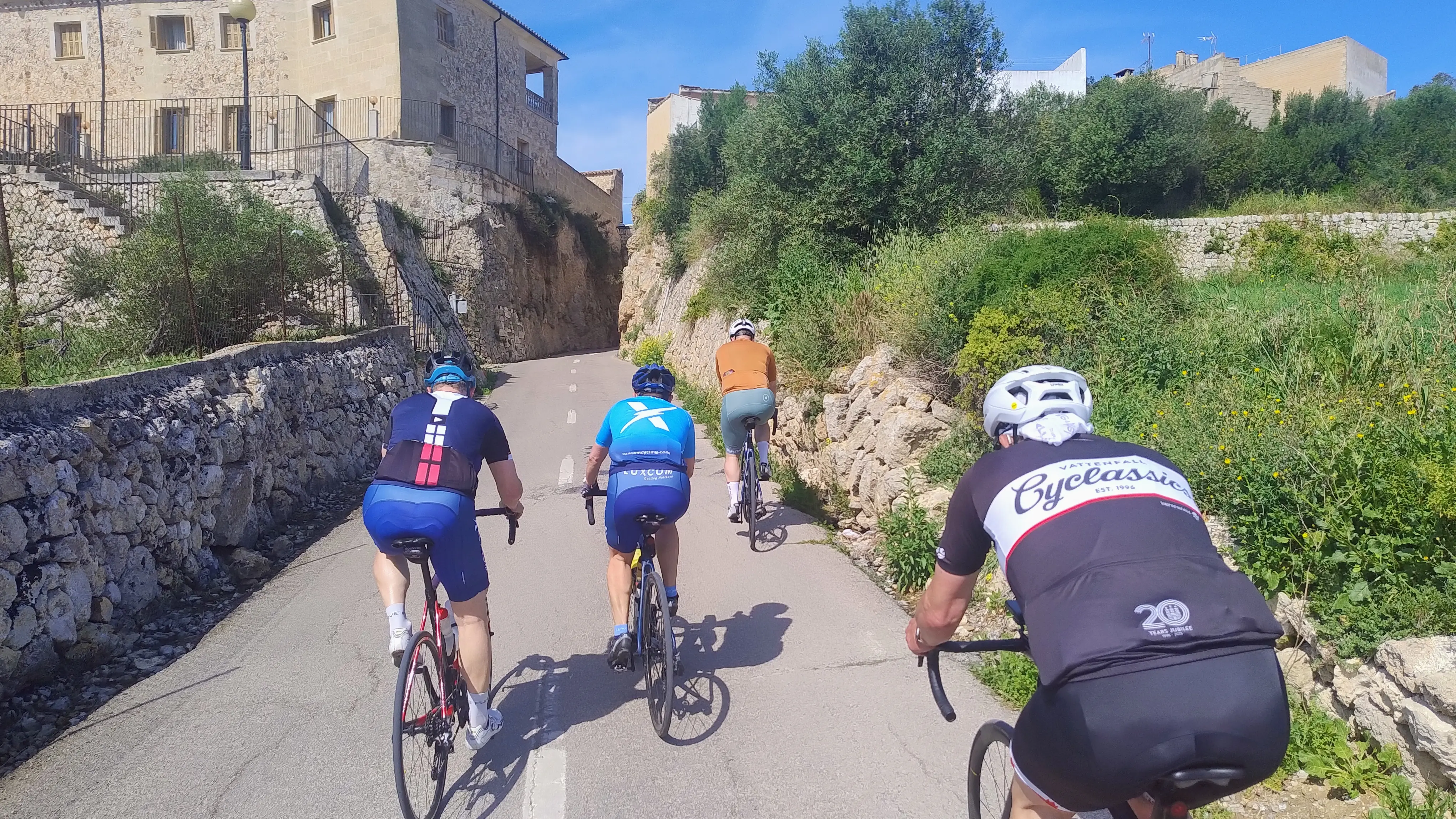 Can Picafort - Llubi - Sineu Rennbahn - Costitix - Sa Pobla 
Kaffeepause in Costitix : Foto 3 von 10 der Tour