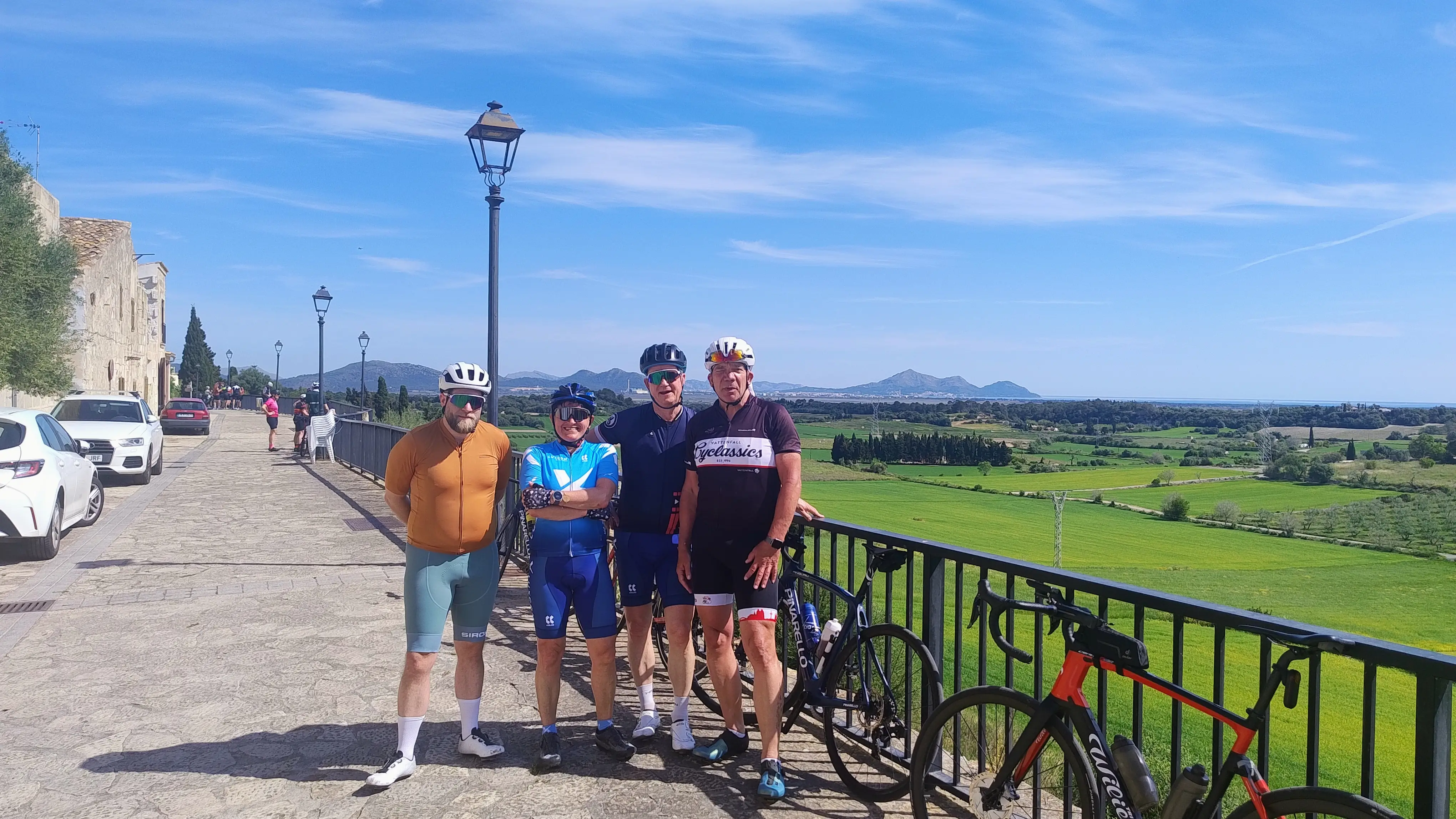 Can Picafort - Llubi - Sineu Rennbahn - Costitix - Sa Pobla 
Kaffeepause in Costitix : Foto 4 von 10 der Tour