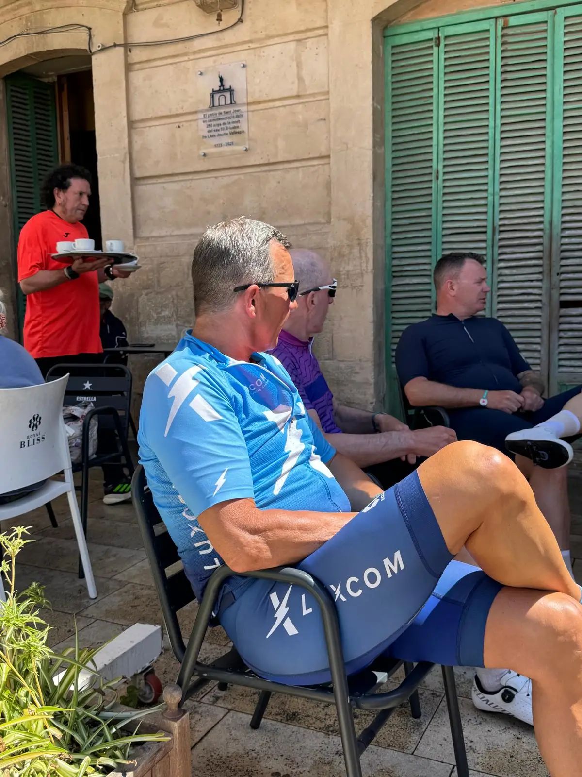 Can Picafort - Petra - St. Joan - Costitx - Llubi 
Kaffeepause in St. Joan
 : photo 3 of 6 from the ride